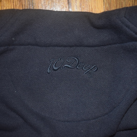 10 Deep - Picture 4 of 5